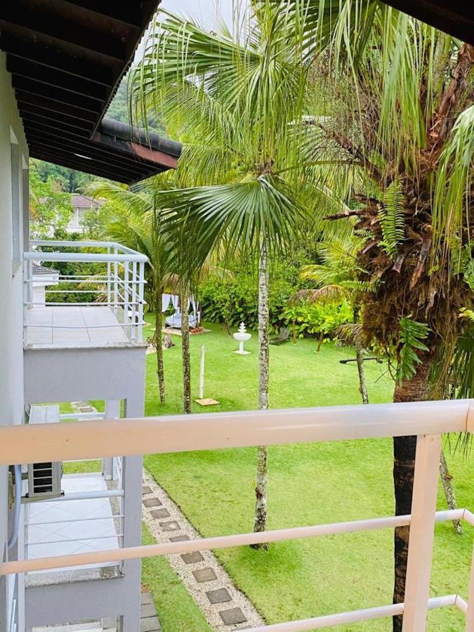 Casa de férias Casa Pe Na Areia Fechado Com Piscina Na Sununga - Ubatuba