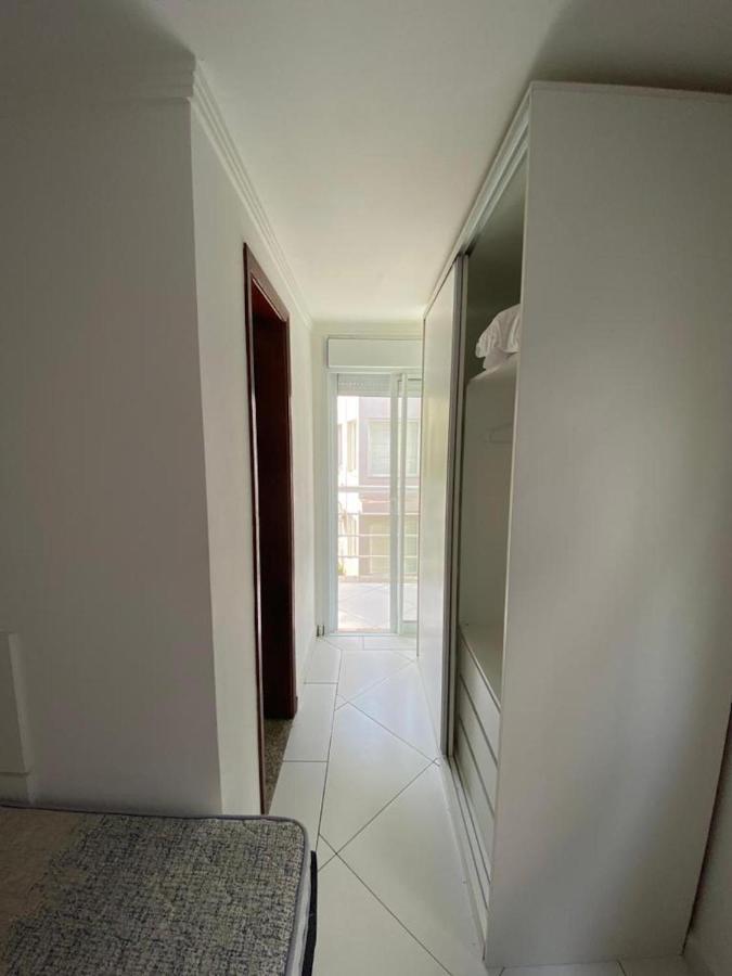 Casa de férias Casa Pe Na Areia Fechado Com Piscina Na Sununga - *